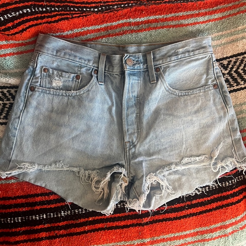 Levi’s shorts
